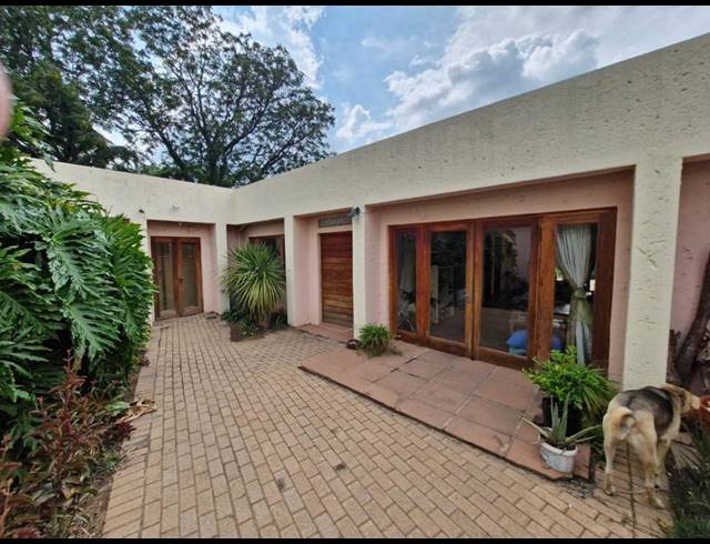 FARM FOR SALE IN LAEZONIA